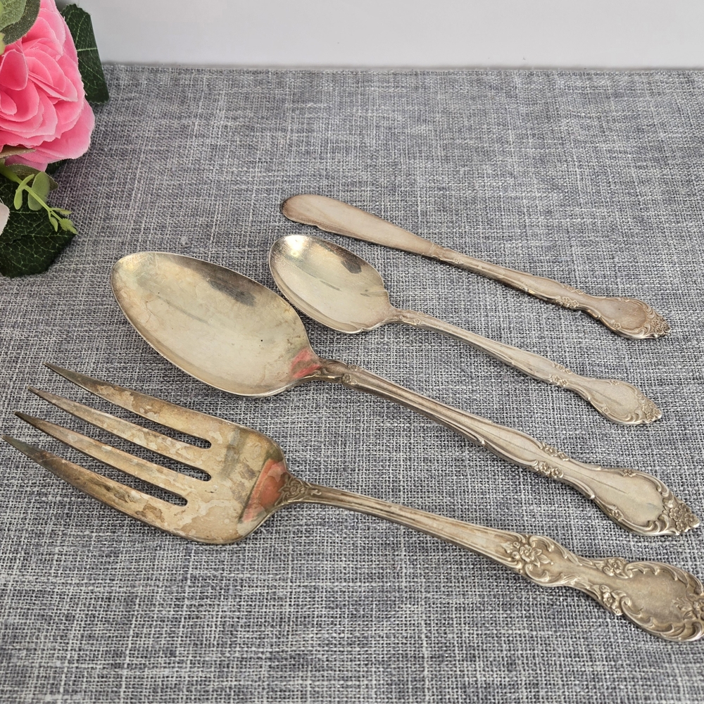 Mixed Lot Of Roger Original & Community Silver Plated Flatware, 4 pcs, Vintage
